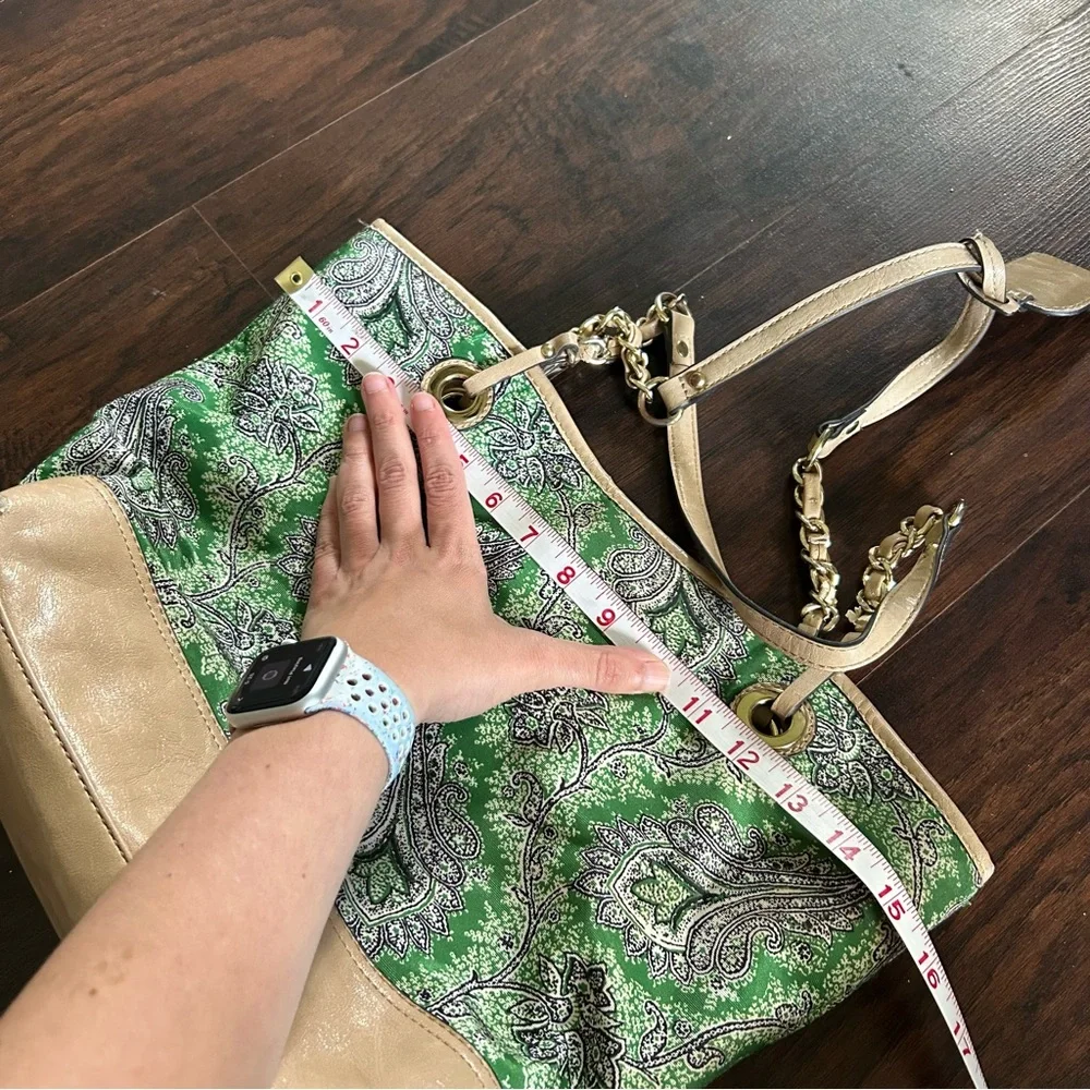 [Anne Klein] Green Paisley Pattern Purse